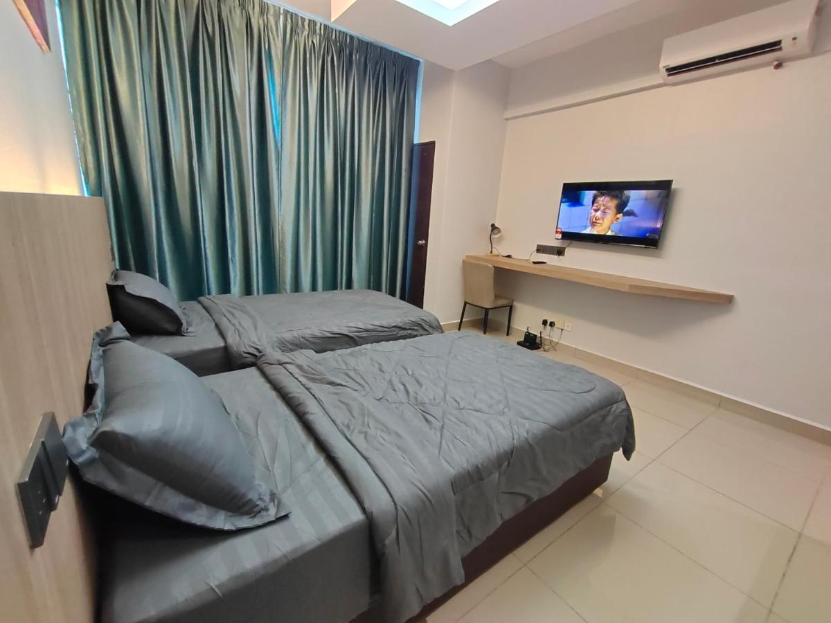 Alish Studio Apartment With Pool, Netflix, Wifi Gua Musang Eksteriør billede