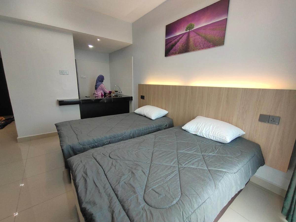 Alish Studio Apartment With Pool, Netflix, Wifi Gua Musang Eksteriør billede