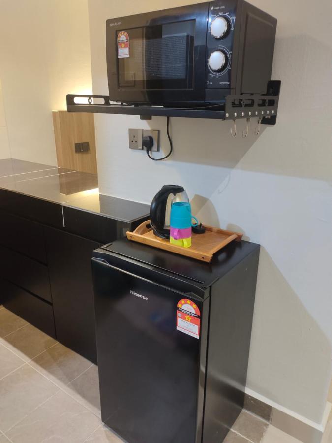 Alish Studio Apartment With Pool, Netflix, Wifi Gua Musang Eksteriør billede